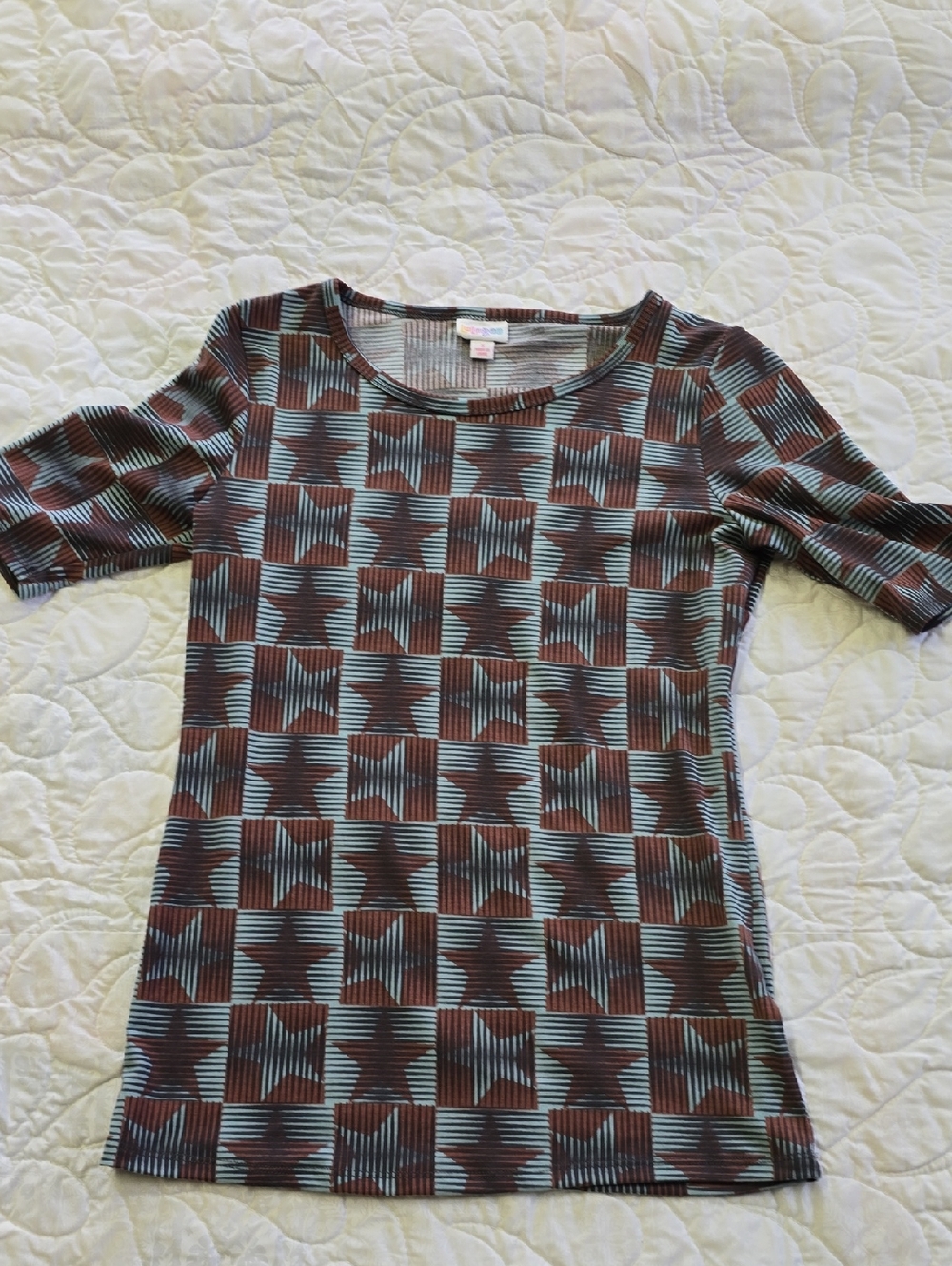 LuLaRoe Gigi Geometric Short Sleeve Tee in Brown and Light Blue